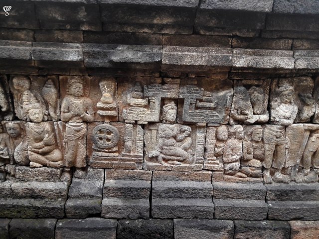 The carved relief panels
